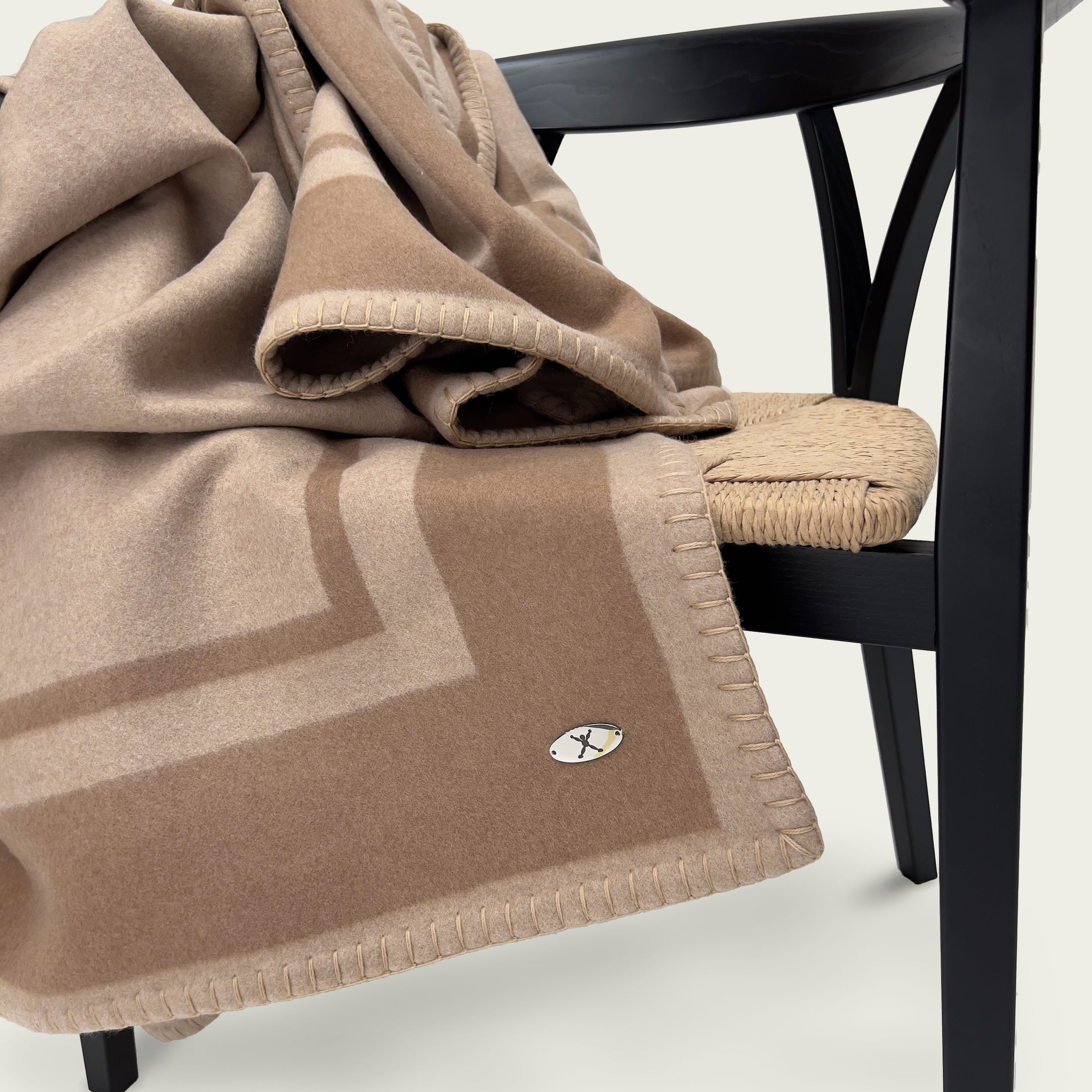 Love Cashmere Pregiata Coperta da Viaggio in Cashmere al 100% (Cashmere Blanket) - Bianco - Realizzato a mano ad in Scozia Love Cashmere Pregiata Coperta da Viaggio in Cashmere al 100% (Cashmere Blanket) - Bianco - Realizzato a mano ad in Scozia